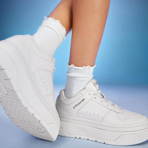 SOLD - COACH LEATHER PLATFORM SNEAKERS IN WHITE - Picture 3 of 6